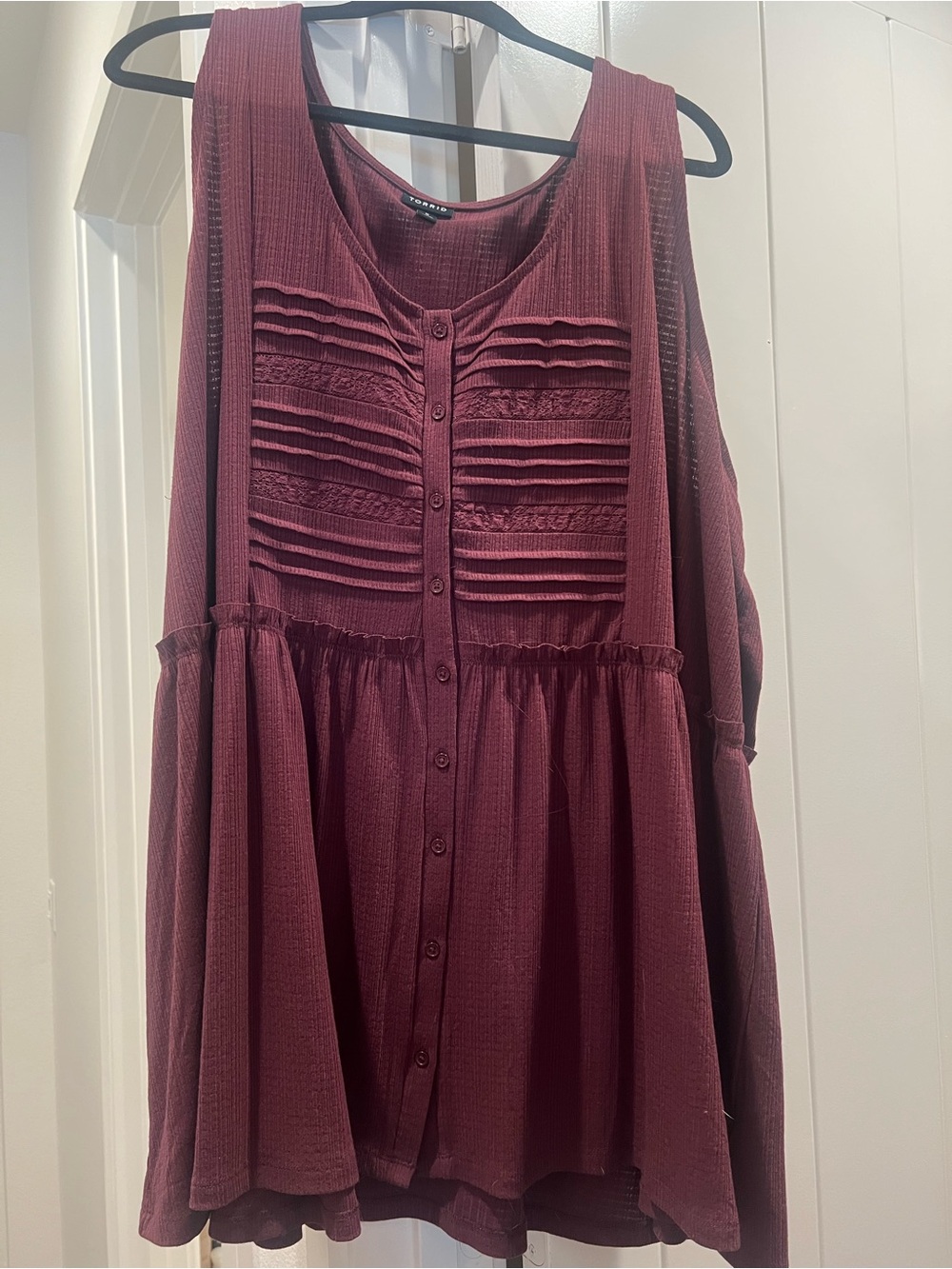 torrid Ribbed Scoop Neck Top in Burgundy
